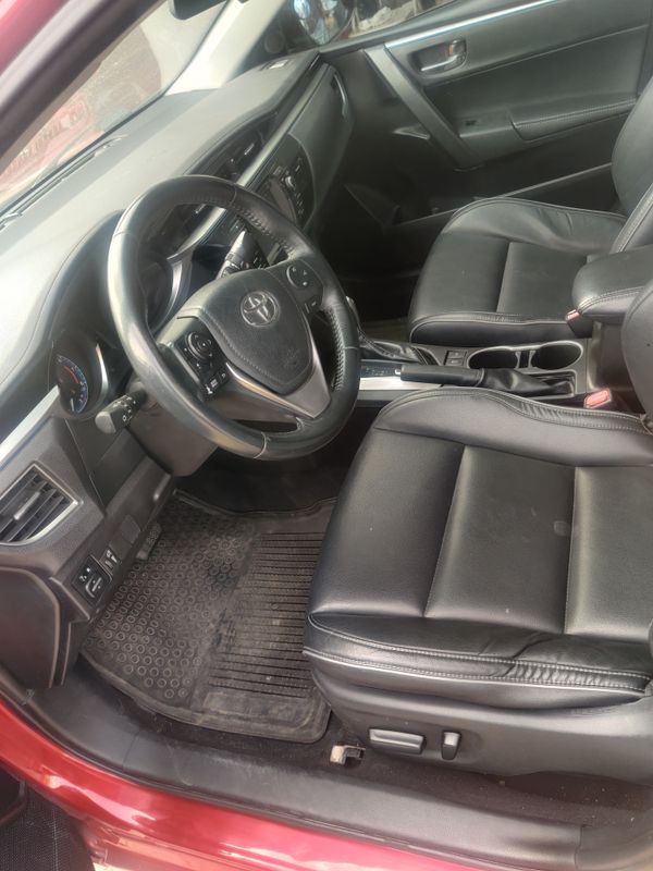 Thumbnail 5 of 2015 Toyota Corolla